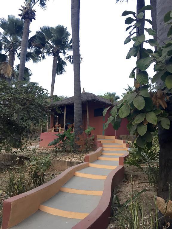 Nemasu Eco-Lodge Gunjur Exterior photo